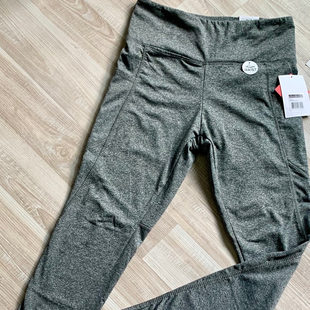 NWT MARIKA GRAY WORKOUT LEGGINGS High waist Medium